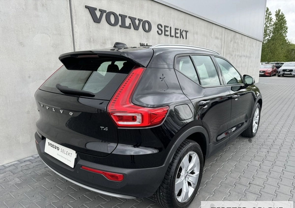 Volvo XC 40 cena 133300 przebieg: 58015, rok produkcji 2019 z Poznań małe 497